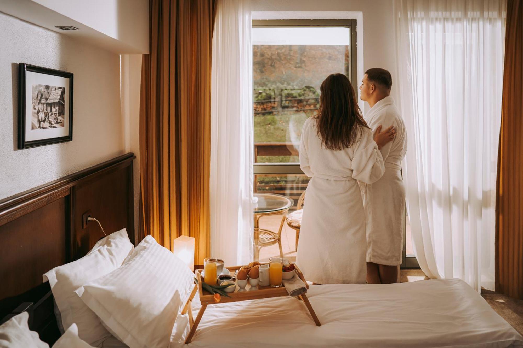 Hotel & Restaurant Sofia Sucevita Luaran gambar