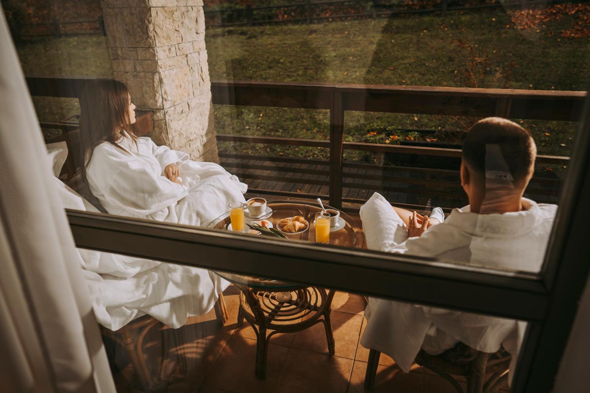 Hotel & Restaurant Sofia Sucevita Luaran gambar